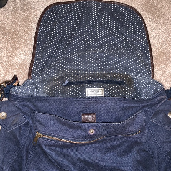 Side Satchel - Picture 3 of 4